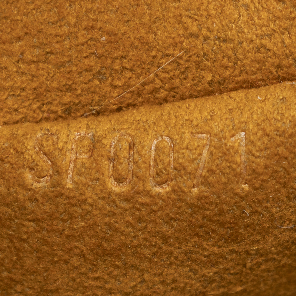 Louis Vuitton Musette Tango - Picture 10 of 10